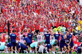 MS fotbal | Norsko slaví a sní: Můžeme vyhrát mistrovství světa - Sport.cz